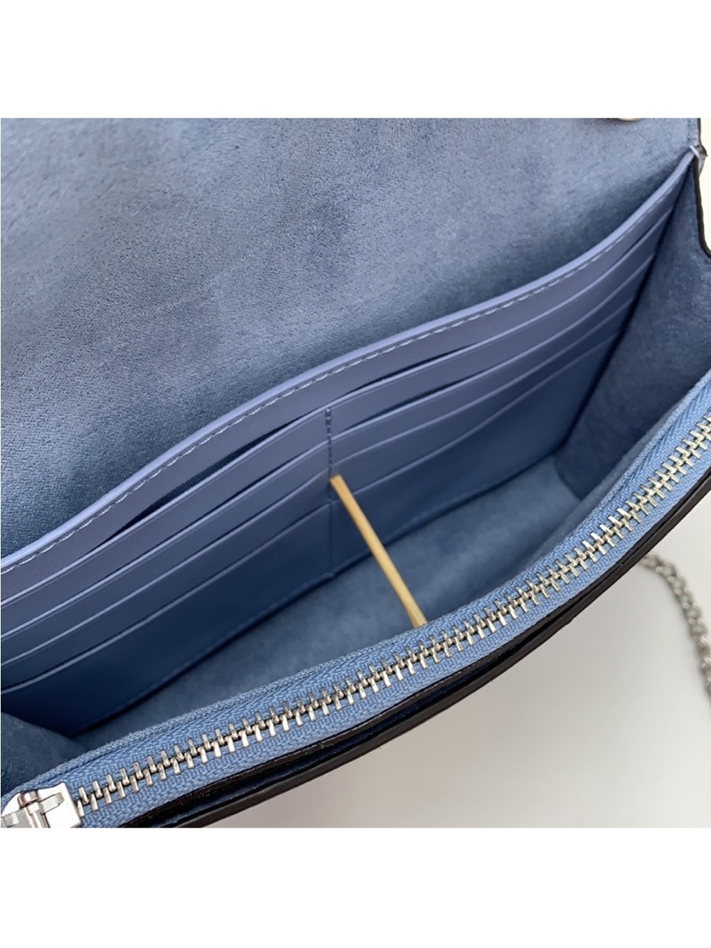 COACH Georgie Crossbody In Signature Canvas LIGHT KHAKI/MARBLE BLUE - Picture 13 of 15